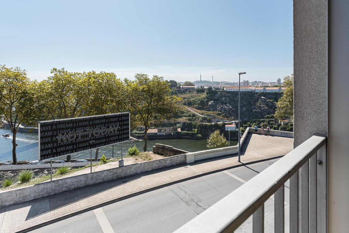Guestready - Fantastic Apt Overlooking Douro River Porto Buitenkant foto